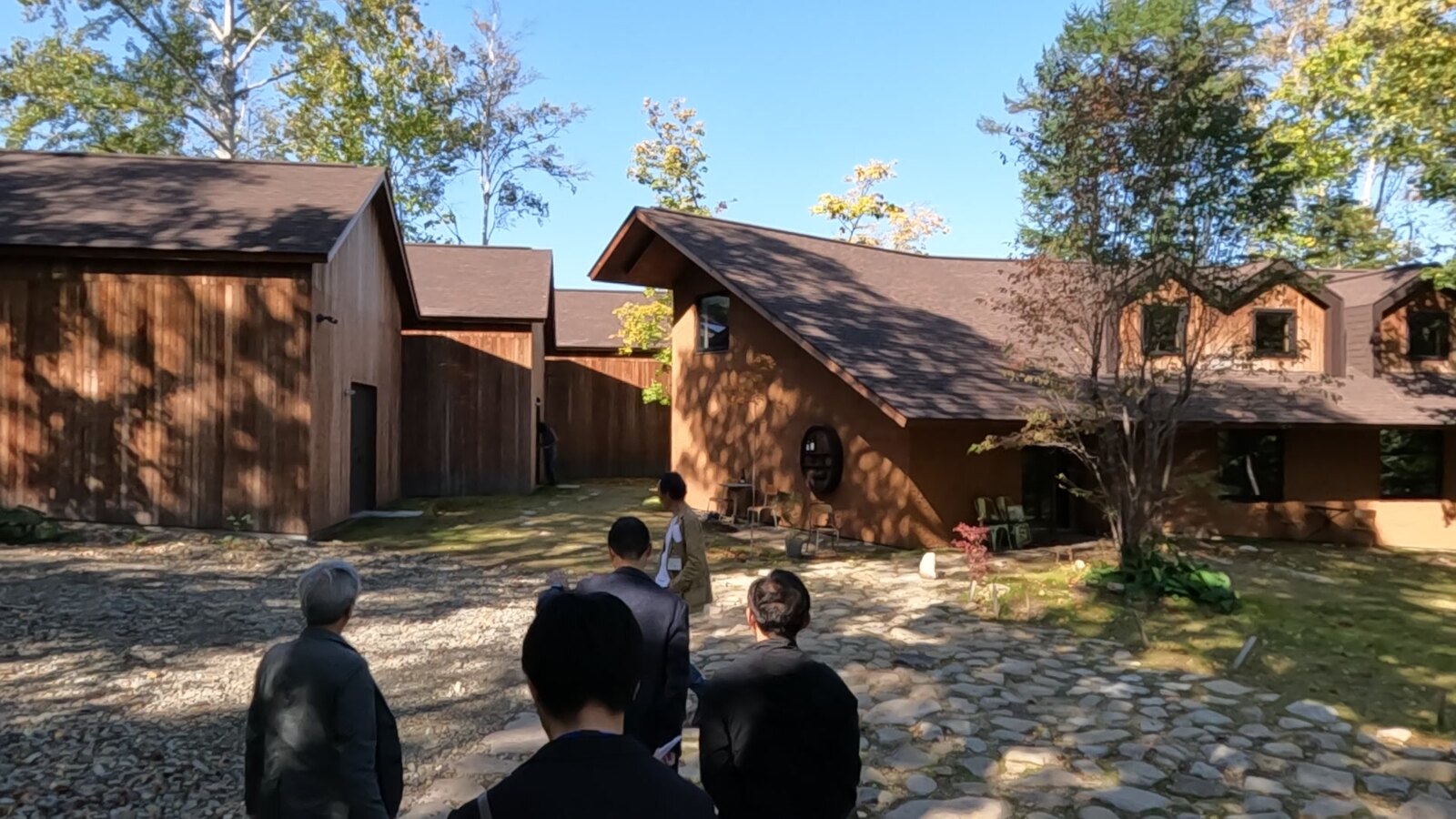 B｜森の中のワインショップ（飛び入り見学）